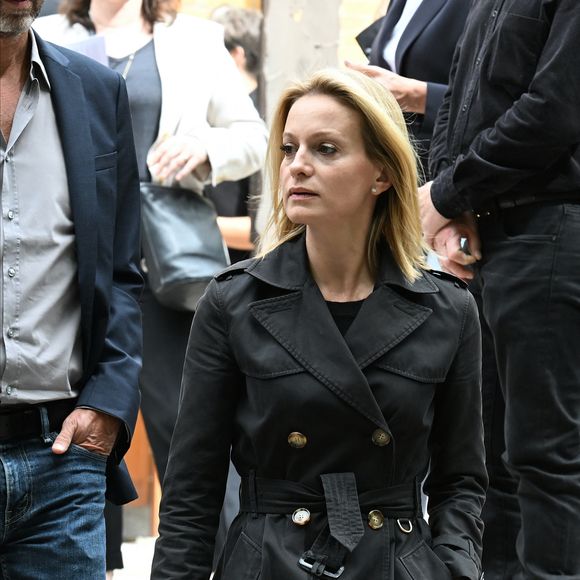 En attendant, TF1 a dû réorganiser son équipe pour pallier cette absence imprévue. Un trio bien connu des téléspectateurs a été sollicité pour assurer la relève.

Audrey Crespo-Mara - Sorties des obsèques de Nonce Paolini en l'église Saint-Honoré-d'Eylau, 66 bis, avenue Raymond-Poincaré à Paris, France, le 23 juillet 2024.