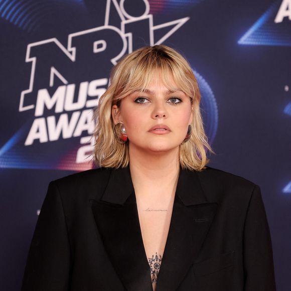 Louane Emera au photocall de la 25ème cérémonie des "NRJ Music Awards (NMA)" au palais des Festivals et des Congrès de Cannes, France, le 10 novembre 2023. © Dominique Jacovides/Bestimage