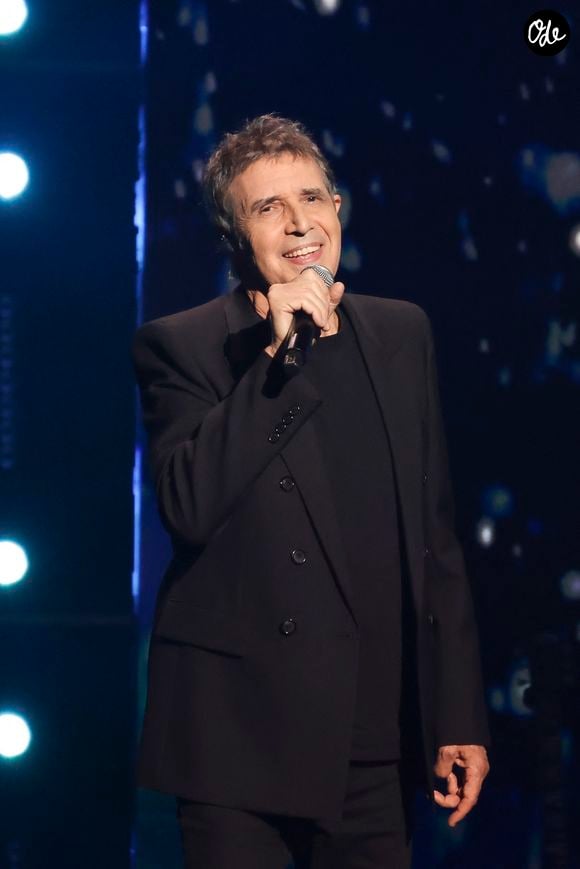 Exclusif - Julien Clerc, lors de l’enregistrement de l'émission "La fête de la chanson française - 20 ans d'émotions", à Paris, le 9 décembre 2025. 

© Jack Tribeca/Bestimage