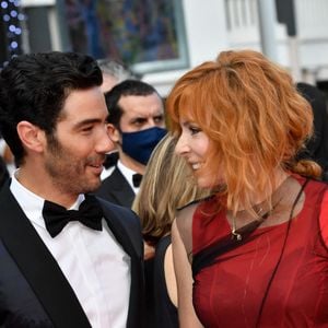 Mylène Farmer a fait une apparition remarquée à La Seine Musicale de Paris.

Tahar Rahim, Mylène Farmer lors de la montée des marches du film " Annette " lors de la cérémonie d'ouverture du 74ème Festival International du Film de Cannes. Photo par Rachid Bellak / Bestimage