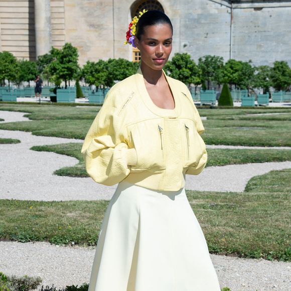 Tina Kunakey assiste au défilé Jacquemus Menswear Spring/Summer 2026 dans le cadre de la semaine de la mode à Paris, France, le 29 juin 2025. Photo par Aurore Marechal/ABACAPRESS.COM