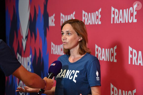 Nathalie Pechalat presidente du Club France - L'équipe de France de natation acclamée au club France lors des Jeux Olympiques de Paris2024 (JO) le 5 aout 2024.