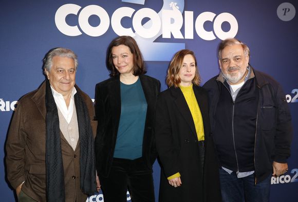Bien qu'il apprécie l'esprit village de Montmartre où il réside, l'ex-Inconnu a d'ailleurs avoué songer à rejoindre son ami de l'autre côté de la frontière.

Christian Clavier, Marianne Denicourt, Chloé Coulloud, Didier Bourdon - Première du film "Cocorico 2" au Publicis Cinémas à Paris le 31 mars 2026. © Marc Ausset-Lacroix/Bestimage