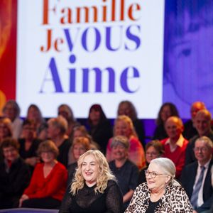 et de Marilou Berry

Exclusif - Marie Lou Berry, Josiane Balasko lors de l'enregistrement de l'émission "Famille je vous aime" présentée par M.Drucker et qui sera diffusée le 29 décembre sur France 3, au studio Rive gauche, à Paris, France, le 2 décembre 2025. © Gaffiot-Perusseau/Bestimage
