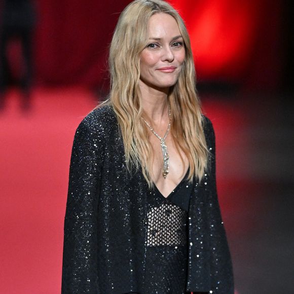 Vanessa Paradis assiste à la cérémonie d'ouverture du 16e Festival du film Lumière à Lyon, France, le 12 octobre 2024. Photo par Julien Reynaud/APS-Medias/ABACAPRESS.COM