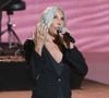Mais ce choix lui a valu de nombreuses critiques, parfois particulièrement blessantes.

Zazie - 39ème cérémonie des Victoires de la musique à la Seine musicale de Boulogne-Billancourt, le 9 février 2024.  © Coadic Guirec/Bestimage