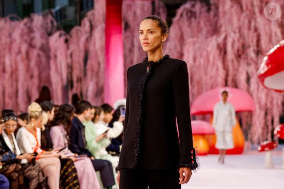 Noémie Lenoir - Défilé Chanel "Collection Haute Couture Printemps/Eté 2026" lors de la Fashion Week de Paris (PFW) au Grand Palais, à Paris, France, le 27 janvier 2026. © Agence / Bestimage