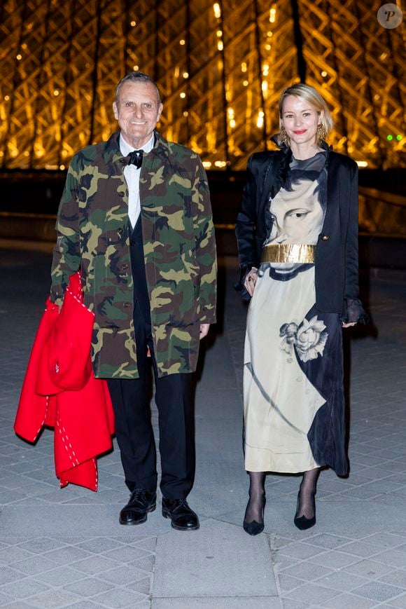 Jean-Charles de Castelbajac, Pauline de Drouas - Photo Call du « Le Grand Diner du Louvre « lors de la Fashion Week  à Paris le 5 mars 2025. © Olivier Borde /Bestimage