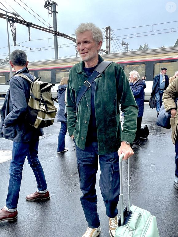 Denis Brogniart arrive à Brive-la-Gaillarde pour participer à la 43ème Foire du Livre (7 - 9 novembre 2025), le 7 novembre 2025. L'animateur y dédicacera son ouvrage, "Mes photos du bout du monde" (Ed. Flammarion).
© Fabien Faure / Bestimage