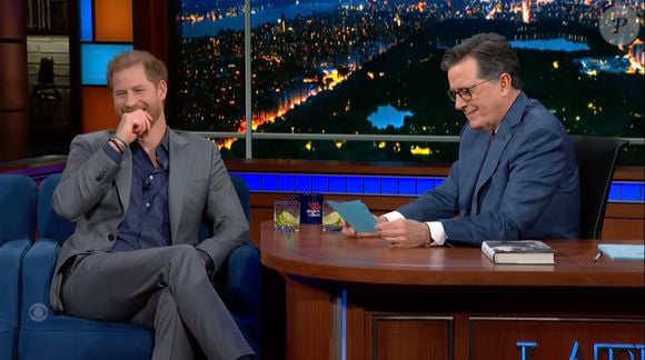 Le prince Harry donne une interview sur le plateau de Stephen Colbert à propos de la vie après la mort. Photo par JLPPA / Bestimage