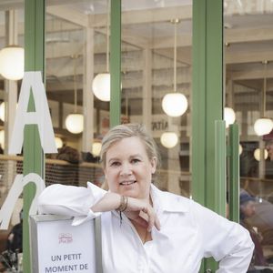 La cheffe étoilée Hélène Darroze vient d'ouvrir un nouveau restaurant bistronomique dédiée aux burgers haut de gamme "Jòia Bun" dans le IIe arrondissement de Paris, France. © Jack Tribeca/Bestimage