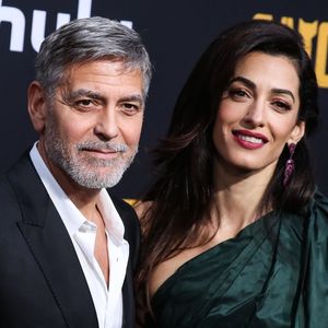 George Clooney et sa femme Amal Clooney - Avant-première et soirée de présentation de la nouvelle série Hulu "Catch-22" à Hollywood, Los Angeles, le 7 mai 2019. Backgrid USA / Bestimage