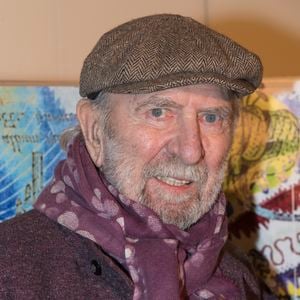 Jean-Pierre Marielle déclarait avec humour : “Je ne suis pas un acteur de tombola”, montrant qu’il jouait par passion, pas pour les récompenses.

Jean-Pierre Marielle lors du gala d'Enfance Majuscule donné au profit de l'enfance maltraitée à la salle Gaveau à Paris, France, le 20 mars 2017. © Pierre Perusseau/Bestimage