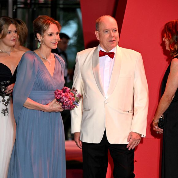 Le prince Albert II de Monaco et la princesse Charlene - 76ème Bal de la Croix Rouge dans la salle des Etoiles à Monaco le 12 juillet 2025. © Bruno Bebert/Bestimage