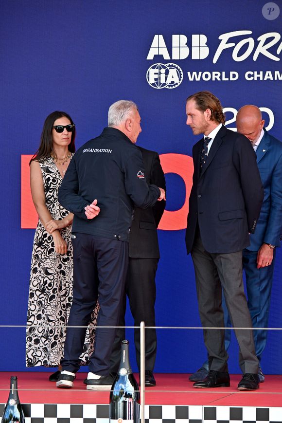 Andrea Casiraghi, sa femme Tatiana Santo Domingo lors de la remise des prix durant le Monaco E-Prix 2026, Round 9, le 16 mai 2026. © Bruno Bebert / Bestimage
