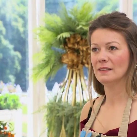 Pour l’ultime épreuve, Seb, Victoria et Margot ont dû réaliser une charlotte princière à l’ananas sous le regard de Christophe Michalak.

Margot lors de la finale du saison 14 du "Meilleur pâtissier", diffusée le 11 décembre 2025 sur M6.

Capture d'écran M6 / Le Meilleur pâtissier