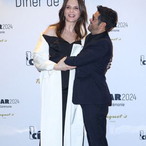 Juliette Binoche et Jamel Debbouze assistent au dîner de gala qui suit la 49e cérémonie des César (prix du cinéma français), au restaurant Fouquet's à Paris, France, le 23 février 2024 à Paris, France. Photo by Jerome Domine/ABACAPRESS.COM