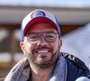 "J’ai l’impression de représenter une classe sociale que l’on ne prend jamais en compte nulle part. Quand j’écrivais, je me demandais : à qui je m’adresse ? En fait, à tout le monde !", a-t-il expliqué.
Jarry participe à un jeu en direct sur la radio ICI lors du 28ème Festival International du Film de Comédie de l'Alpe d'Huez le 14/01/2025. Photo Sandrine Thesillat / PsNewz