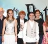 Plutôt que de tout dépenser, il a tout investi dans l'immobilier de son Hertfordshire natal.

Photo d'archive datée du 06/07/09 montrant (de gauche à droite) Michael Gambon, Tom Felton, Emma Watson, Rupert Grint, Daniel Radcliffe, Bonnie Wright, Jessie Cave et Jim Broadbent lors d'une séance photo organisée pour le lancement du nouveau film, « Harry Potter et le Prince de sang-mêlé », à l'hôtel Claridges, dans le centre de Londres.Crédit photo : Ian West/PA Wire
