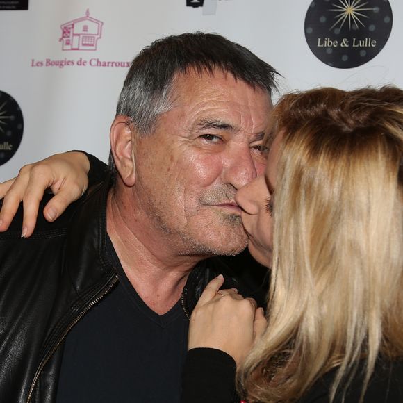 Jean-Marie Bigard et sa femme Lola Marois (Lola Bigard) - Cocktail de bienfaisance 'Octobre Rose' au restaurant Fidèle à Paris, France, le 16 octobre 2017. © Denis Guignebourg/Bestimage