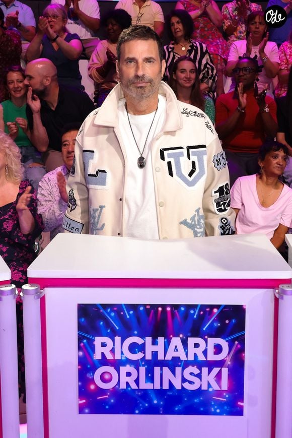 Richard Orlinski lors de l'enregistrement de l’émission "On Connait La Chanson Céline Dion", présentée par L.Boccolini et diffusée le 1er septembre sur W9, à Paris, France, le 2 juillet 2026. © Jack Tribeca/Bestimage