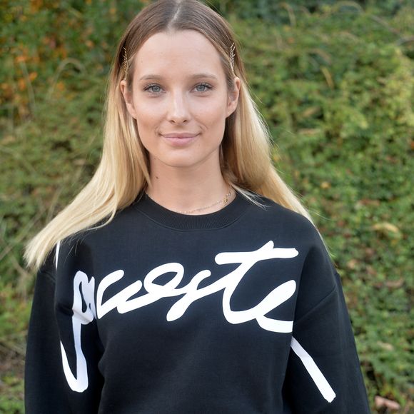 Semi-Exclusif - Ilona Smet - Front Row du défilé Lacoste Collection Prêt-à-Porter Printemps/Eté 2020 lors de la Fashion Week de Paris, le 1er octobre 2019. © Veeren Ramsamy-Christophe Clovis/Bestimage