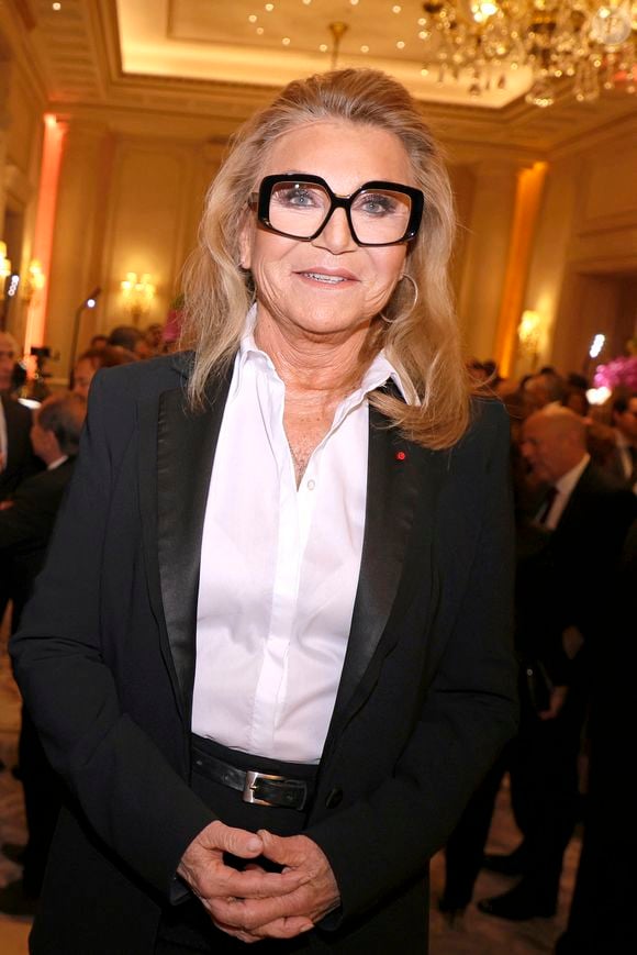 Sheila - Soirée de gala pour la Fondation de la Recherche en Physiologie, "Les Stéthos d'Or" au Four Seasons Hôtel George V à Paris le 24 mars 2025. © Cédric Perrin/Bestimage