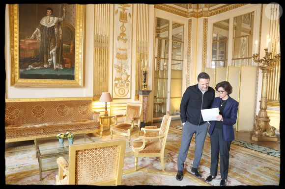 Arthur, Rachida Dati - Dany Boon reçoit des mains de Rachida Dati le Grand Prix Raymond Devos de la langue française 2025 au Salon Jérôme du Ministère de la Culture à Paris le 21 mars 2025. © Alain Guizard/Bestimage