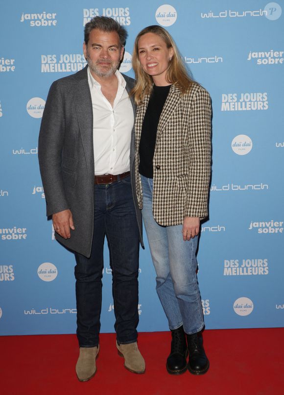 Clovis Cornillac et sa femme Lilou Fogli - Avant-première du film "Des jours meilleurs" au cinéma Max Linder à Paris le 7 avril 2025. © Coadic Guirec/Bestimage