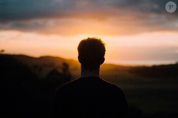 Selon les psychologues, apprendre à vivre avec l’incertitude est essentiel pour développer une réelle stabilité émotionnelle.

Photo prise par Tim Marshall