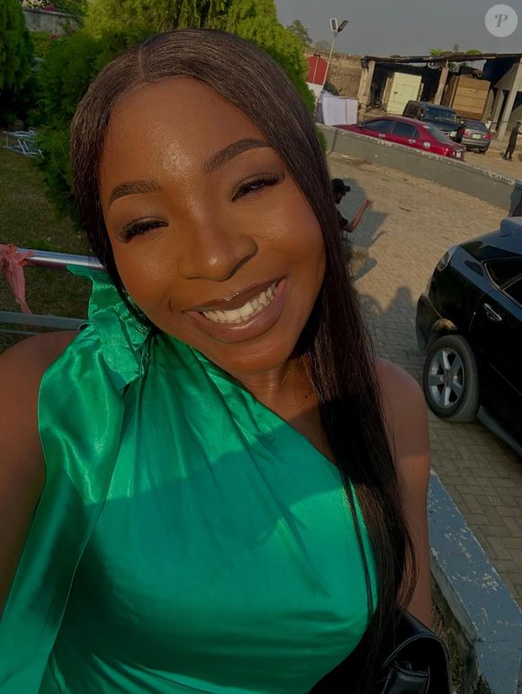Faute d’anti-venin disponible dans une première clinique, elle a dû être transférée à l’hôpital.

Ifunanya Nwangene, ancienne candidate de The Voice en Nigeria, a perdu la vie à l'âge de 26 ans. © Instagram de Ifunanya Nwangene