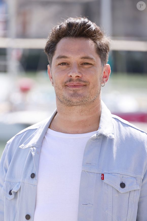 Aurélien Wiik a partagé une adorable image de ce dernier.

Aurélien Wiik de la série Tout cela je te le donnerai
La 25e édition du Festival de la fiction télé de La Rochelle, vendredi 15 septembre 2023. © Christophe Aubert via Bestimage