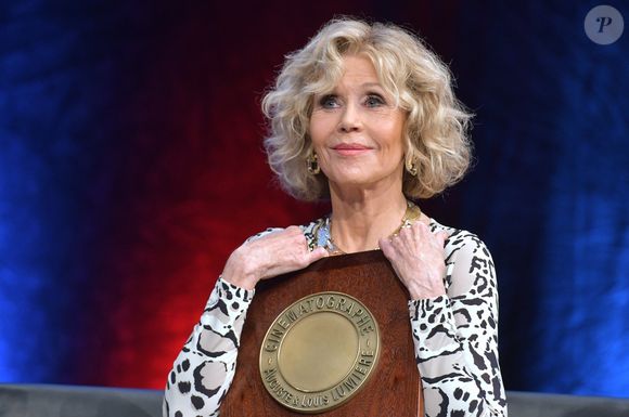 Jane Fonda (prix Lumière 2018) lors de la remise du prix Lumière 2018 au 10ème festival Lumières au palais des congrès de Lyon le 19 octobre 2018. © Giancarlo Gorassini / Bestimage