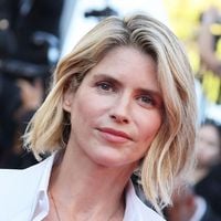 "Ils me traînent dans des endroits tout sauf culturels" : Alice Taglioni évoque comme rarement ses dimanches en famille