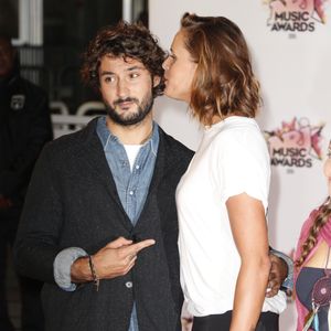 Laure Manaudou et Jérémy Frérot - Arrivées à la 17ème cérémonie des NRJ Music Awards 2015 au Palais des Festivals à Cannes, le 7 novembre 2015. © Christophe Aubert via Bestimage