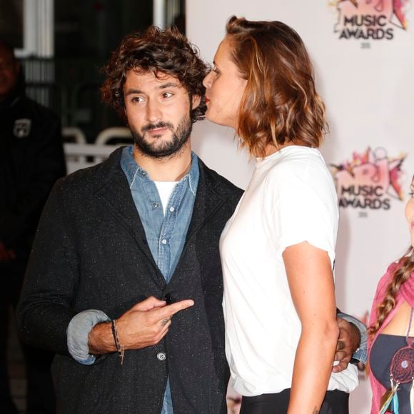 Laure Manaudou et Jérémy Frérot - Arrivées à la 17ème cérémonie des NRJ Music Awards 2015 au Palais des Festivals à Cannes, le 7 novembre 2015. © Christophe Aubert via Bestimage