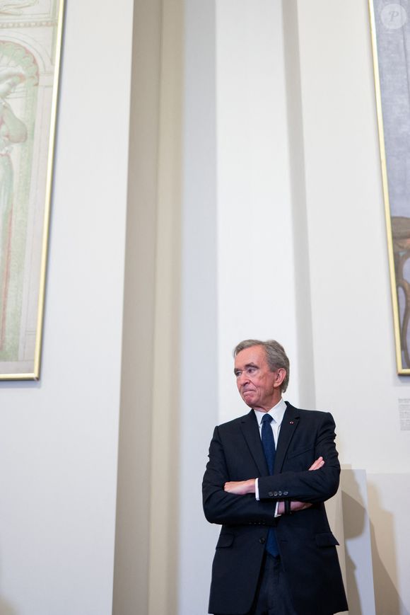 Bernard Arnault, PDG de LVMH lors de l'inauguration de l'exposition "La collection Morozov, icônes de l'art moderne" à la Fondation Louis Vuitton à Paris le 21 septembre 2021.

© Romain Gaillard / Pool / Bestimage