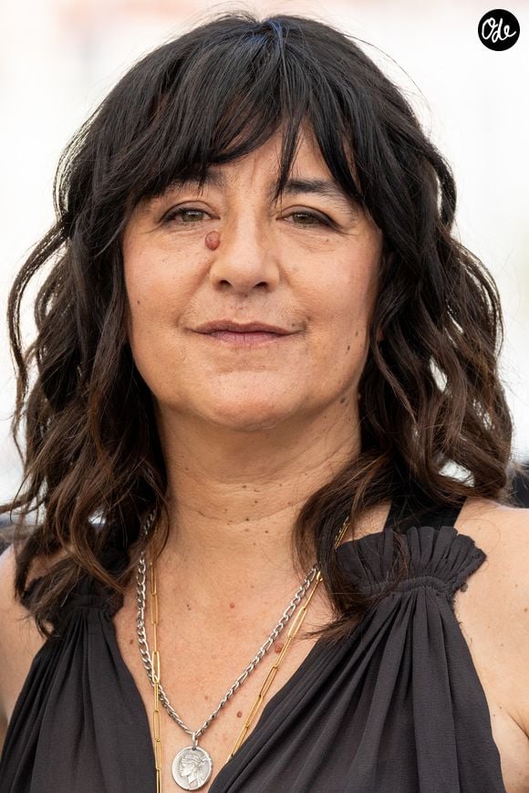 "Pour l’éternité dans mon coeur. Et pour l’éternité dans mon film", s'est adressée à elle Romane Bohringer dans un message bouleversant.

Romane Bohringer lors du photocall du film "Ulysse" lors du 79ème Festival International du Film de Cannes, le 23 mai 2026.

© Jacovides/Moreau/Bestimage