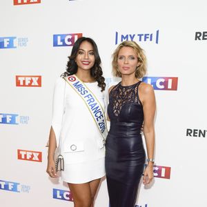 Et de nous glisser au détour d'une anecdote le conseil qui lui avait été donné avant le grand sacre. 

Vaimalama Chaves (Miss France 2019) et Sylvie Tellier - Soirée de rentrée 2019 de TF1 au Palais de Tokyo à Paris, le 9 septembre 2019. © Pierre Perusseau/Bestimage