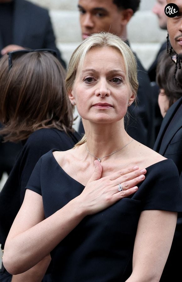 Audrey Crespo-Mara - Sorties des obsèques de Thierry Ardisson en l’église Saint-Roch de Paris, France, le 17 juillet 2025. 
© Clovis-Jacovides/Bestimage