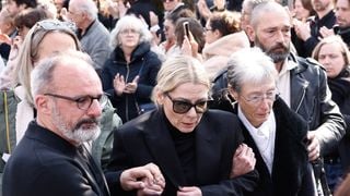 Ultime voyage de Bruno Salomone : sa femme Audrey, qu'il a épousée il y a peu, perd ses moyens