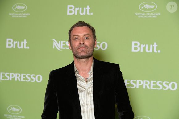 Augustin Trapenard - Soirée Nespresso x Brut 2025 lors du 78ème Festival de Cannes à La Plage Nespresso le 15 mai 2025. © Lionel Urman/Bestimage