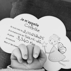 "Marie et le bébé vont très bien aujourd’hui, mais vont avoir besoin de quelques jours de récupération pour se remettre de cette naissance." 
Clémence Castel annonce la naissance de sa fille Colette sur Instagram