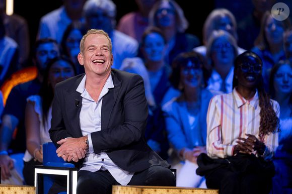 Exclusif - Garou lors de l'enregistrement de l'émission "La Boîte à secrets", présentée par F.Bollaert et diffusée le 26 septembre 2025 sur France 3, dans les studios du Lendit à Saint-Denis, Seine Saint-Denis, France, le 8 septembre 2025. © Pierre Perusseau/Bestimage