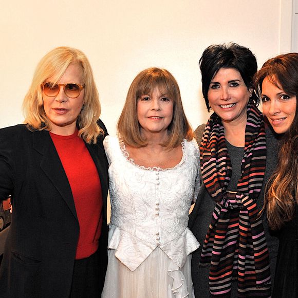 Sylvie Vartan,Chantal Goya,Liane Foly,Helene Segara Joyeux anniversaire Mary Rose. Chantal Goya fête ses 30 ans de carrière au Palais des Congres à Paris. C'est le grand retour de Chantal. Elle a fait salle comble pendant deux jours avant de partir en tournée dans toute la France. Photo by APS-Medias /ABACAPRESS.COM