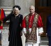 Le couple royal a été reçu par le pape Léon XIV.

Le roi Charles III d'Angleterre et Camilla Parker Bowles, reine consort d'Angleterre, quittent le pape Léon XIV après avoir assisté au service œcuménique dans la chapelle Sixtine au Vatican, le 23 octobre 2025. Photo par PA Photo/ Bestimage