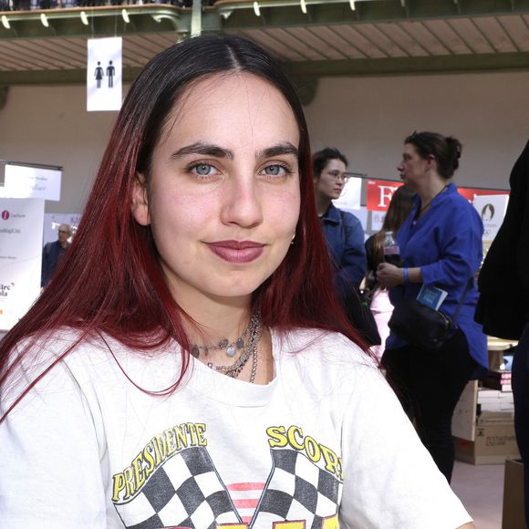 Aël Pagny  ( fille de Florent Pagny ) - Festival du Livre de Paris 2025 au Grand Palais à Paris le 11 avril 2025.
© Cédric Perrin / Bestimage