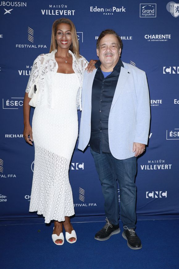 Marie-Setra Badini Duran et Didier Bourdon à la Cérémonie de remise des prix au théâtre d'Angoulême.
La 18ème édition du festival du Film Francophone d'Angoulême, samedi 30 août 2025. 
© Christophe Aubert via Bestimage
