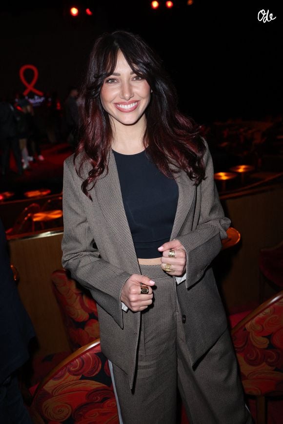 Delphine Wespiser a assisté à la soirée de lancement de Sidaction dans le cadre de la Fashion Week de Paris, au Lido à Paris, en France, le 3 mars 2025. Photo de Jérôme Dominé/ABACAPRESS.COM