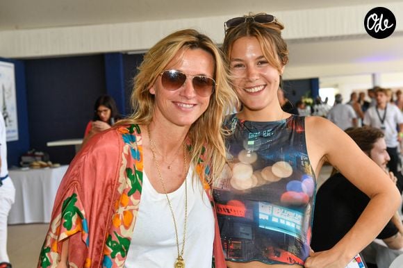 Les clichés de la fille de Sarah Poniatowski seront ainsi exposés dans la Mairie du 9e arrondissement de Paris à partir du mois de novembre 2026

Exclusif - Sarah Poniatowski et sa fille Yasmine Lavoine dans l'Espace VIP de la 9ème édition du "Longines Paris Eiffel Jumping" au Champ de Mars à Paris, France, le 24 juin 2024. © Perusseau-Veeren/Bestimage